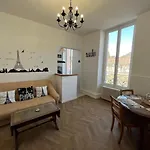 Les Roitelets Paris - T2 - Thème Parisien - Entièrement Neuf - Classé 2 étoiles - Proche Centre-ville&thermes - Ménage Et Linge De Maison Inclus * La Bourboule